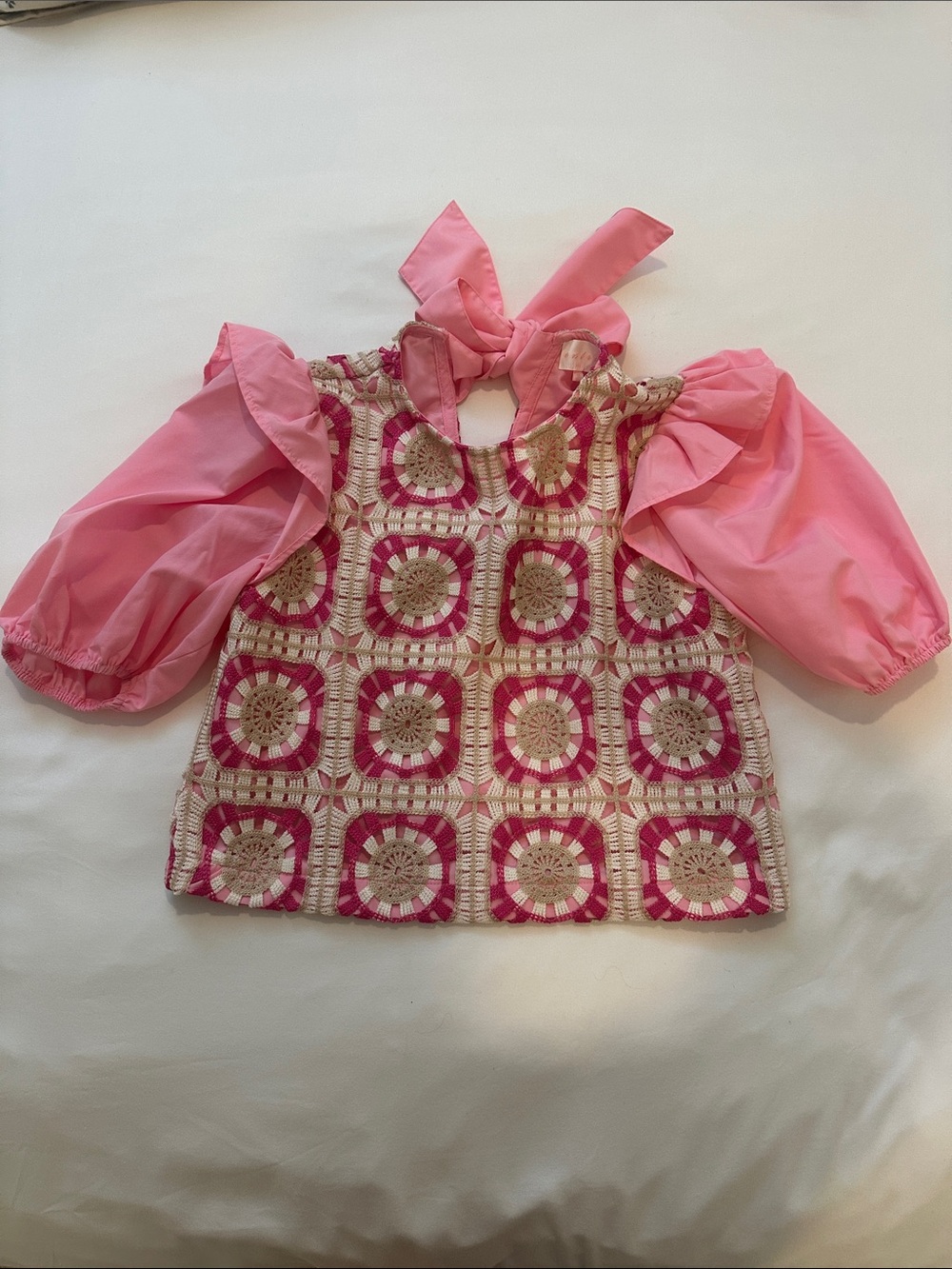 entro Pink Crochet-Front Puff Sleeve Top
